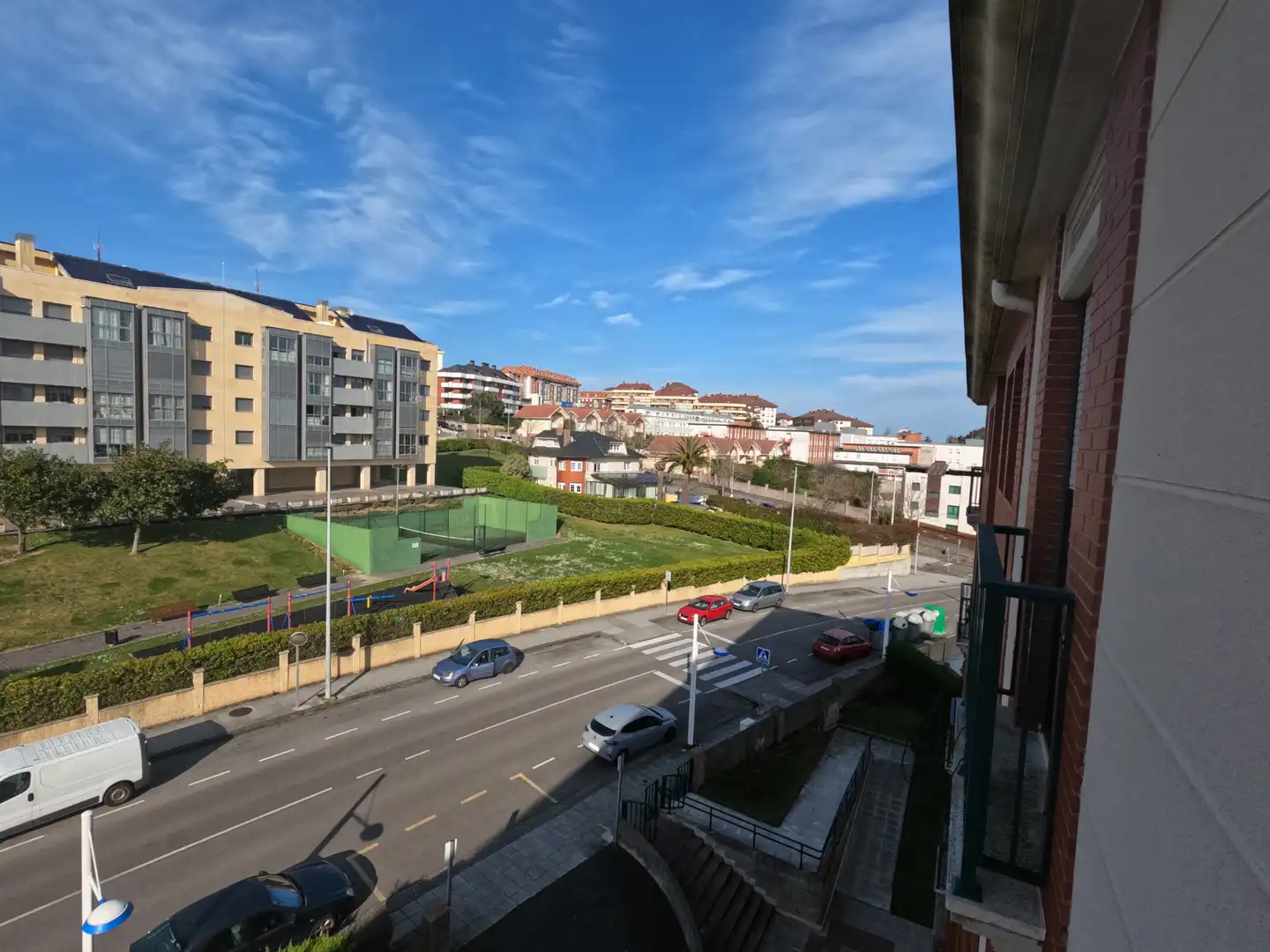 Außenansicht von Wohnung zur Miete in Santander mit Heizung, Möbliert und Ofen