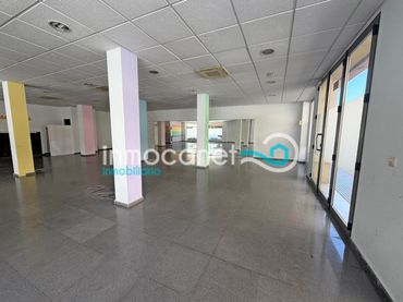 Local comercial en venda a Oliva pueblo