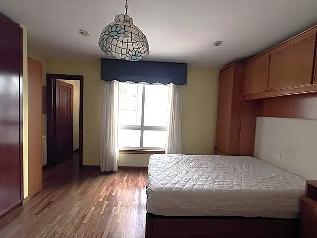 Habitación de Piso en venta en A Coruña Capital  con Calefacción, Parquet y Terraza