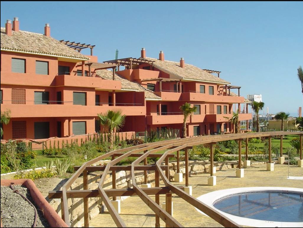Exterior view of Apartment for sale in Estepona  with Air Conditioner, Heating and Terrace