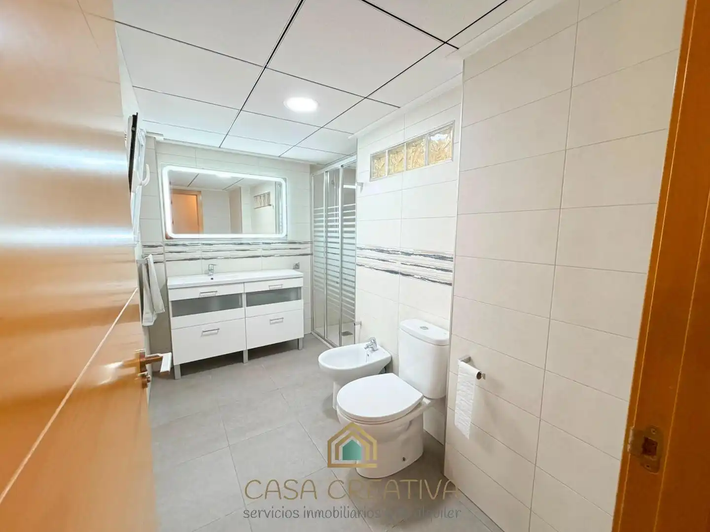 Baño de Casa adosada en venta en Xàtiva con Aire acondicionado, Calefacción y Terraza