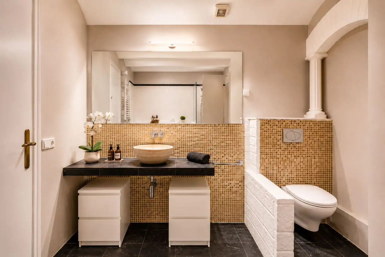 Bany de Apartament en venda en Barcelona