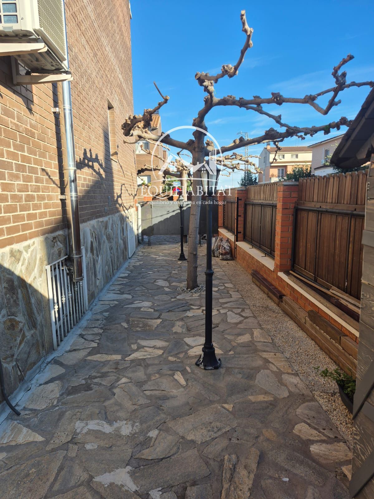 Exterior view of Single-family semi-detached for sale in Benavent de Segrià  with Air Conditioner, Private garden and Terrace