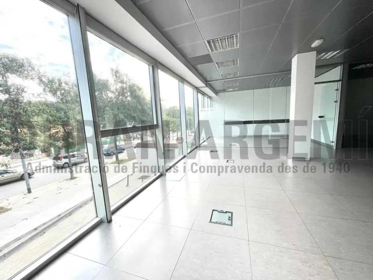 Büro zur Miete in Calle Mossèn Josep Pons, imagen 4