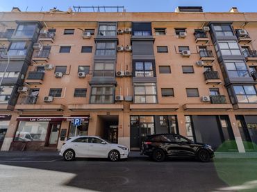 Estudi amb ascensor en venda a Calle Calle Julián Rabanedo