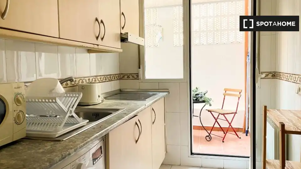 Kitchen of Flat for rent in Madrid  with Air Conditioner, Heating and Furnished