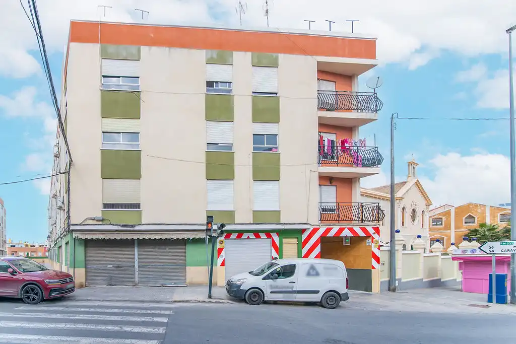Flat for sale in C/ Jesús y María, Cieza