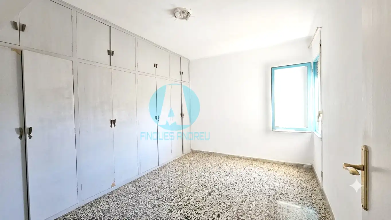 Dormitori de Dúplex en venda en Mataró amb Calefacció i Terrassa