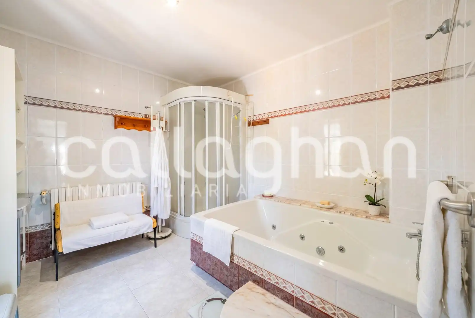 Baño de Casa o chalet en venta en Paterna con Aire acondicionado, Jardín privado y Terraza