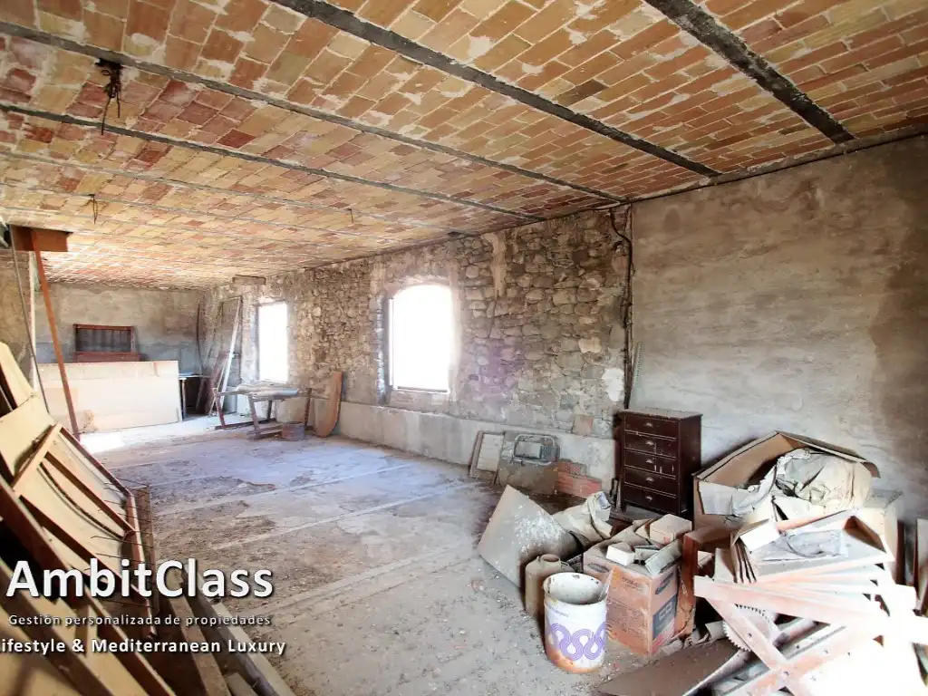 Houses for sale in Besalú  with Heating, Private garden and Terrace