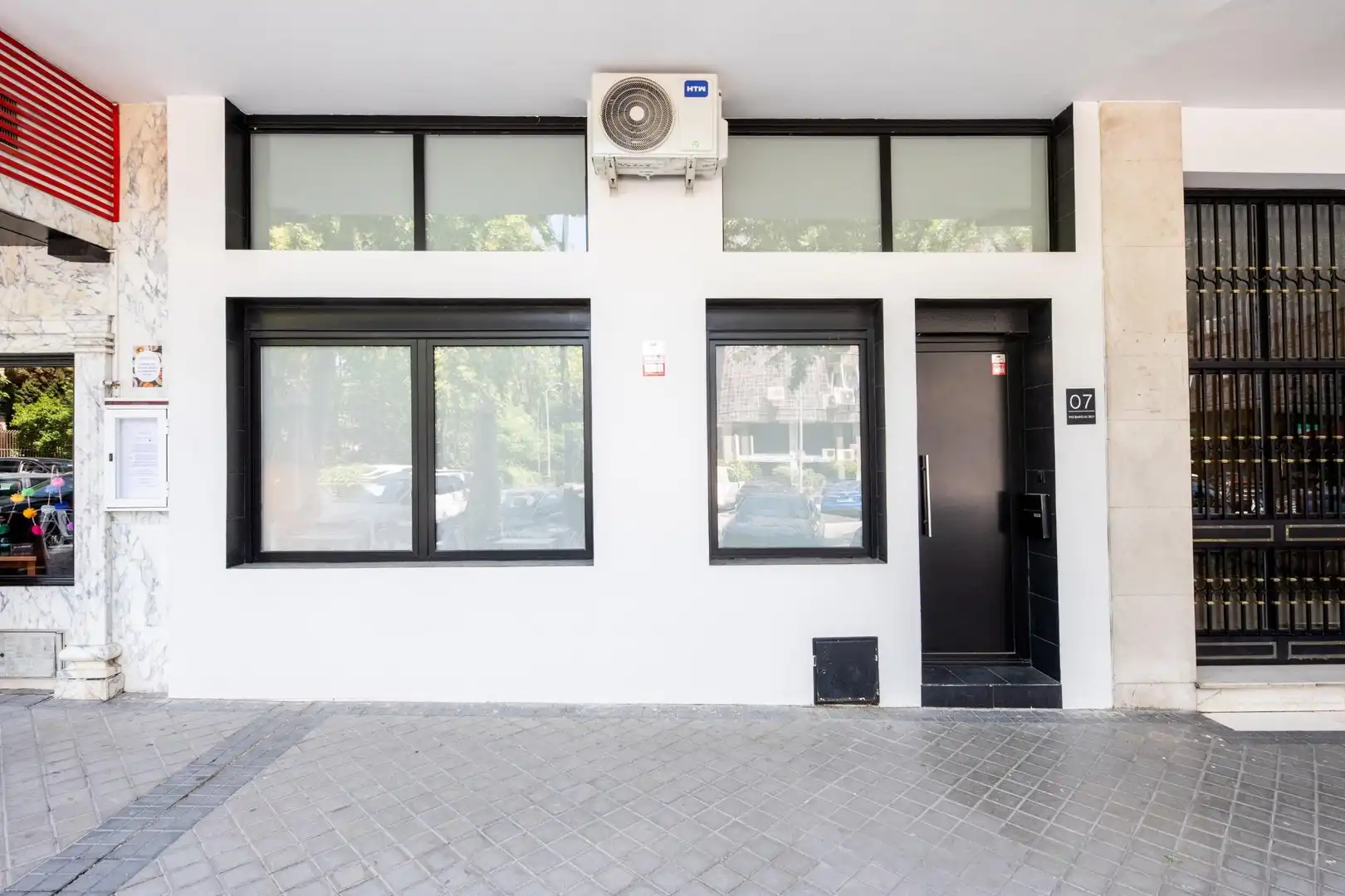 Vista exterior de Estudio de alquiler en Madrid con Amueblado y Alarma