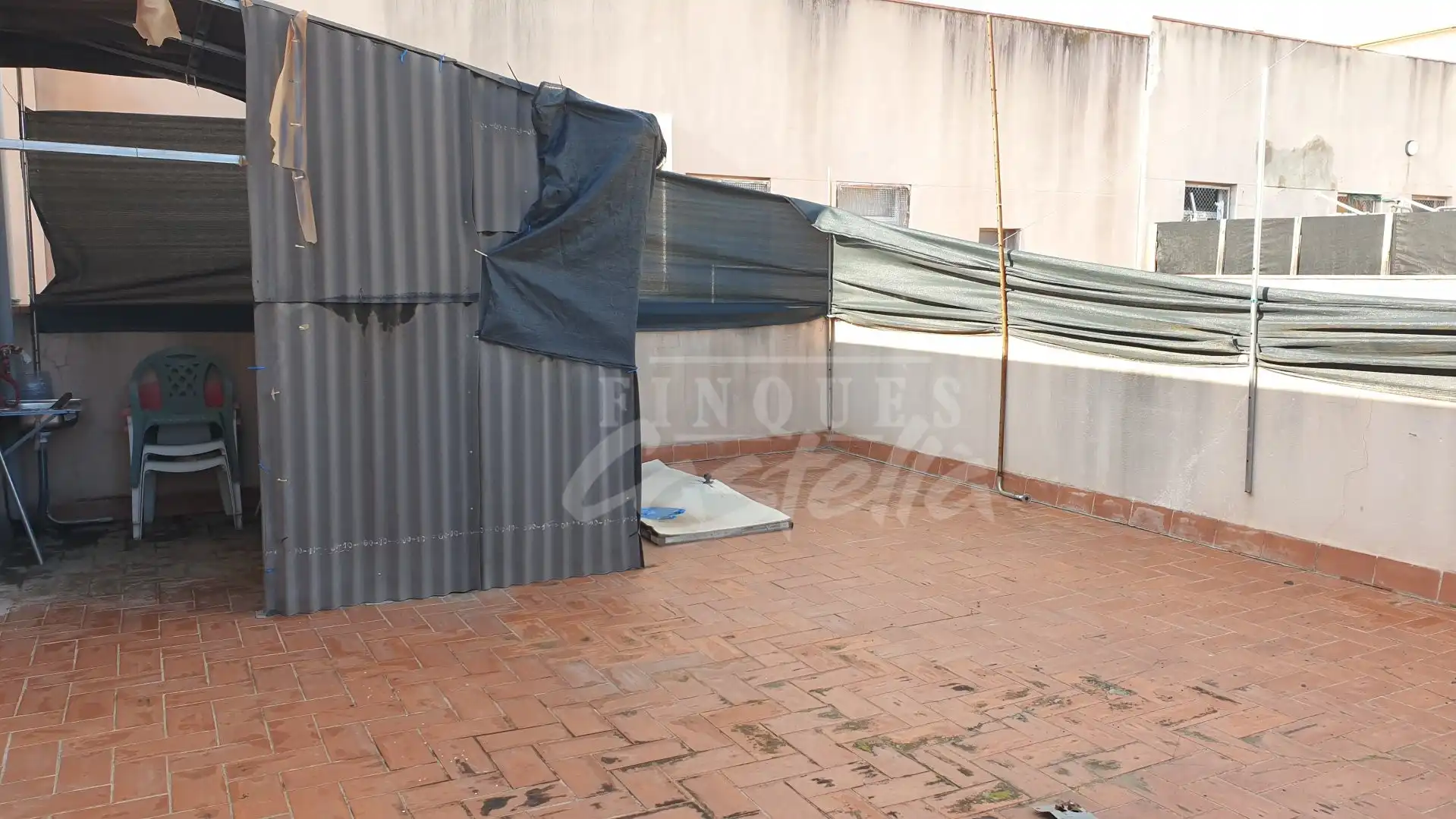 Terrassa de Nau industrial en venda en Mataró