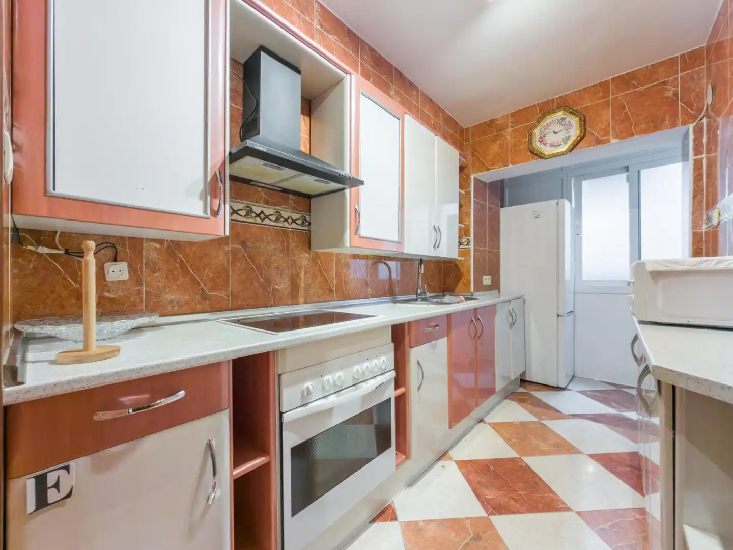Küche von Wohnung zum Verkauf in Armilla mit Klimaanlage, Terrasse und Balkon