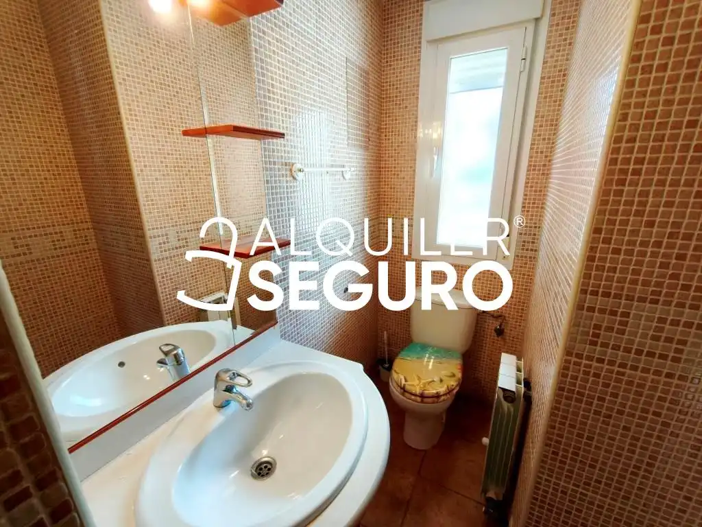 Bany de Casa o xalet de lloguer en Ugena, Toledo