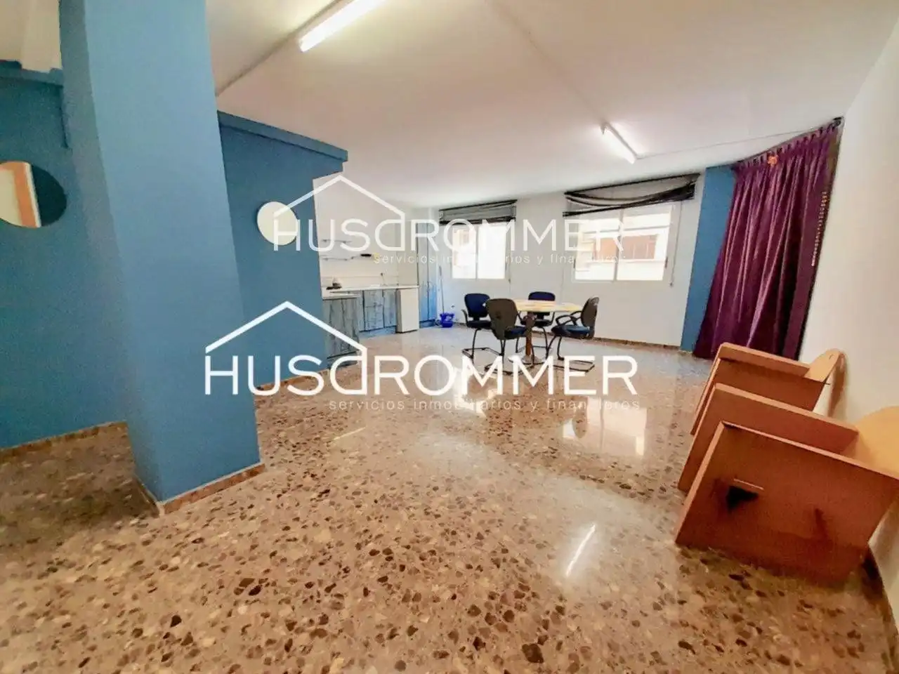 Büro zur Miete in Francesc Tàrrega, Piscinas
