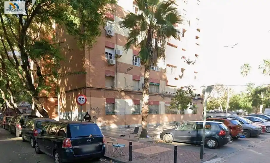 Piso en venta en La Fama
