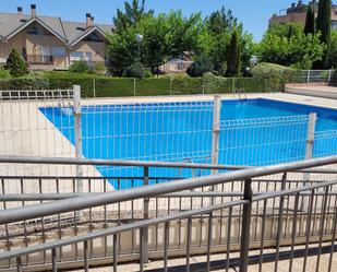 Swimming pool of Single-family semi-detached for sale in Valdemoro  with Heating, Private garden and Community pool
