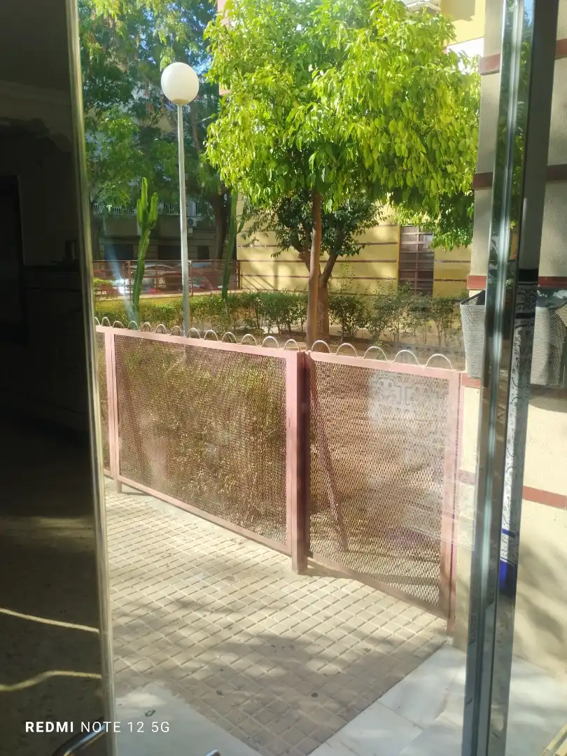 Garten von Wohnung zum Verkauf in Sevilla mit Privatgarten, Möbliert und Balkon