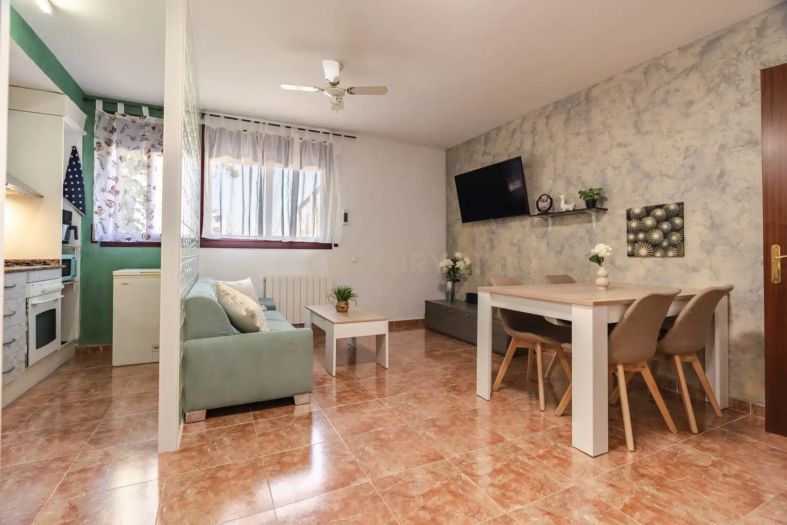 Sala de estar de Apartamento en venta en L'Arboç con Trastero y Horno