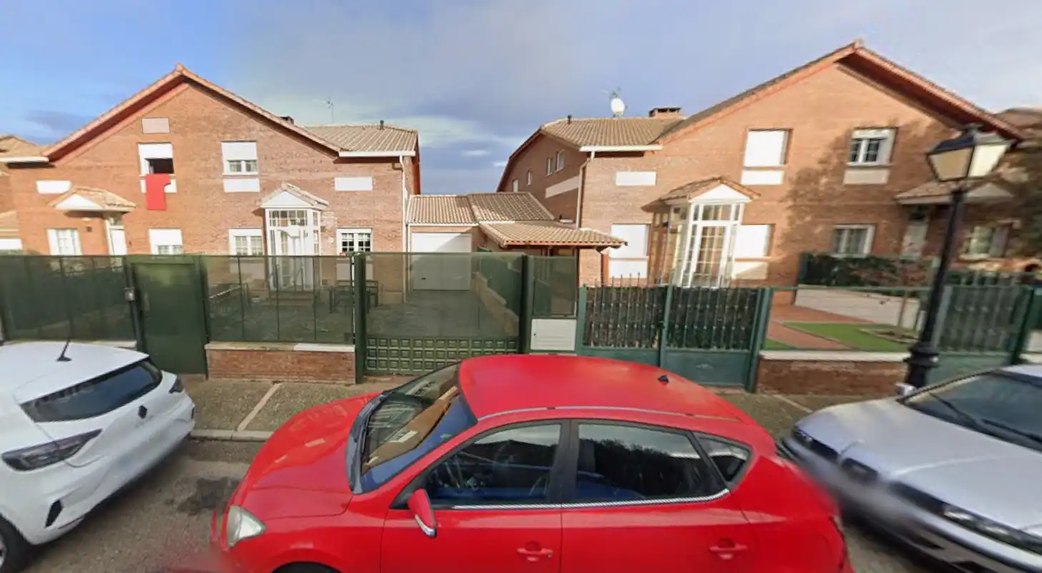Aparcament de Casa o xalet en venda en Renedo de Esgueva