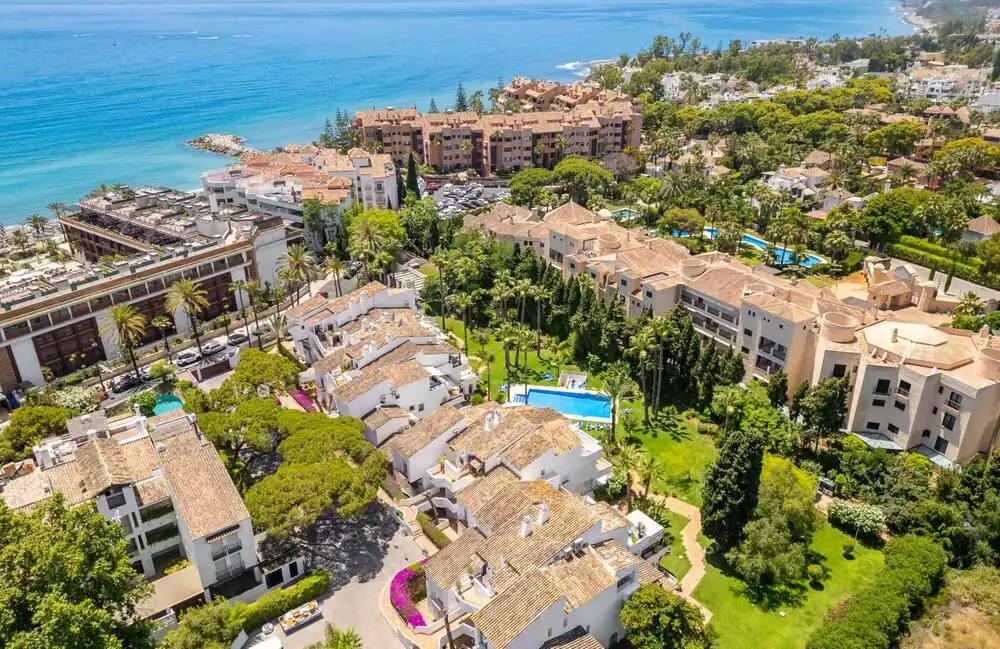 Apartamento de alquiler en Puerto Banús