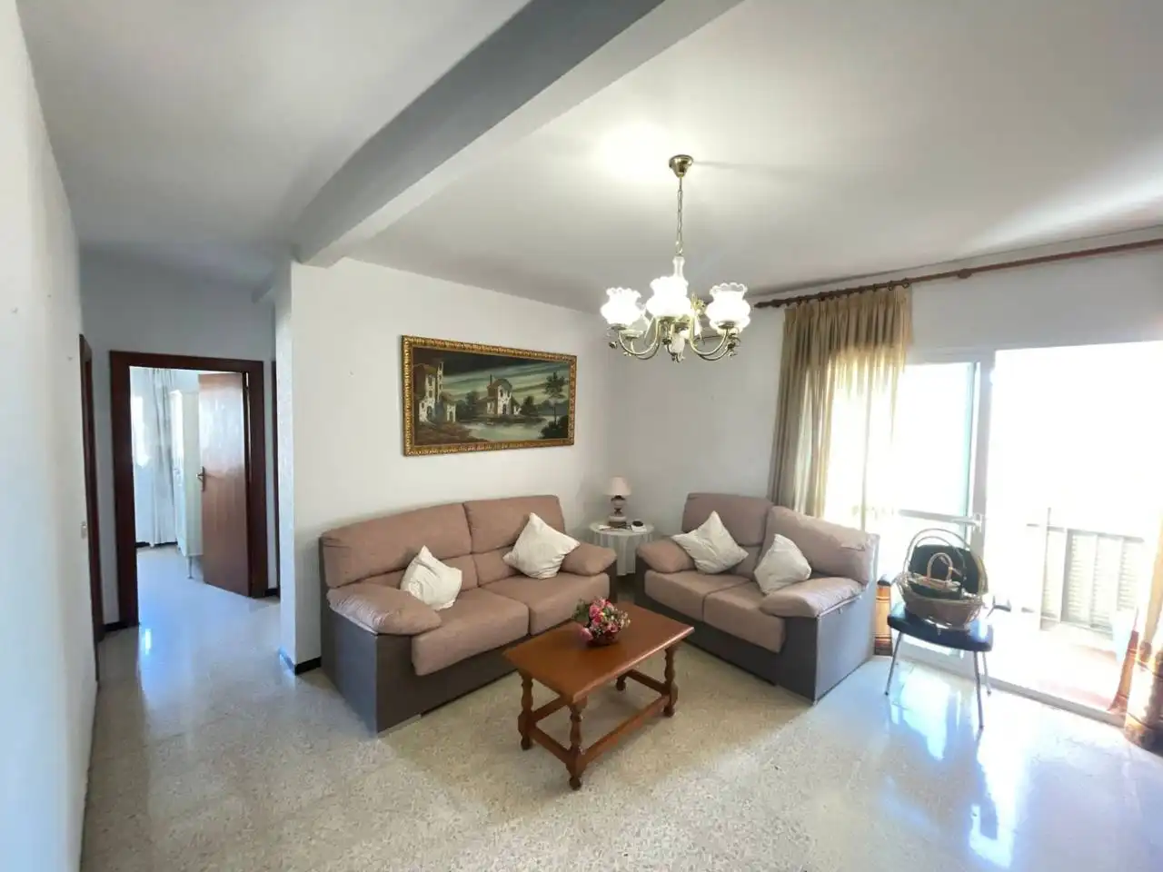 Sala de estar de Piso en venta en Estepona con Terraza y Amueblado