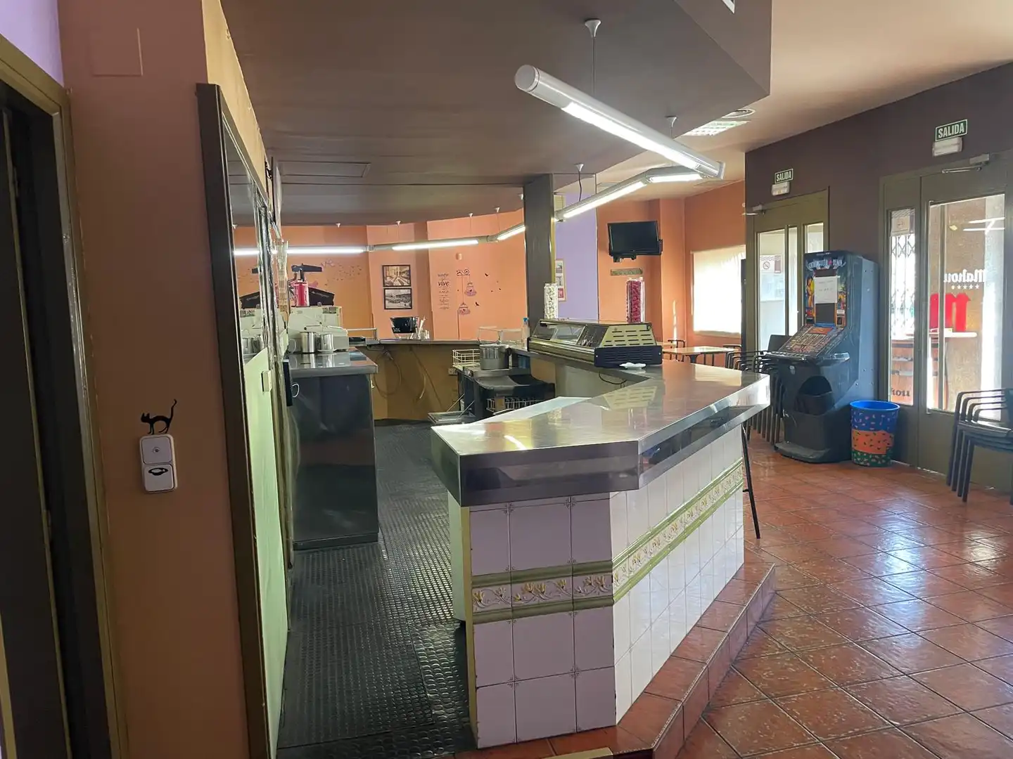 Local comercial en alquiler en Calle de Argualas 16, imagen 4
