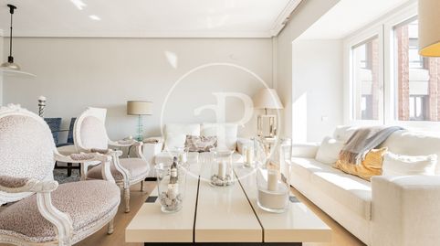 Foto 2 de Piso en venta en Nueva España, Madrid Capital