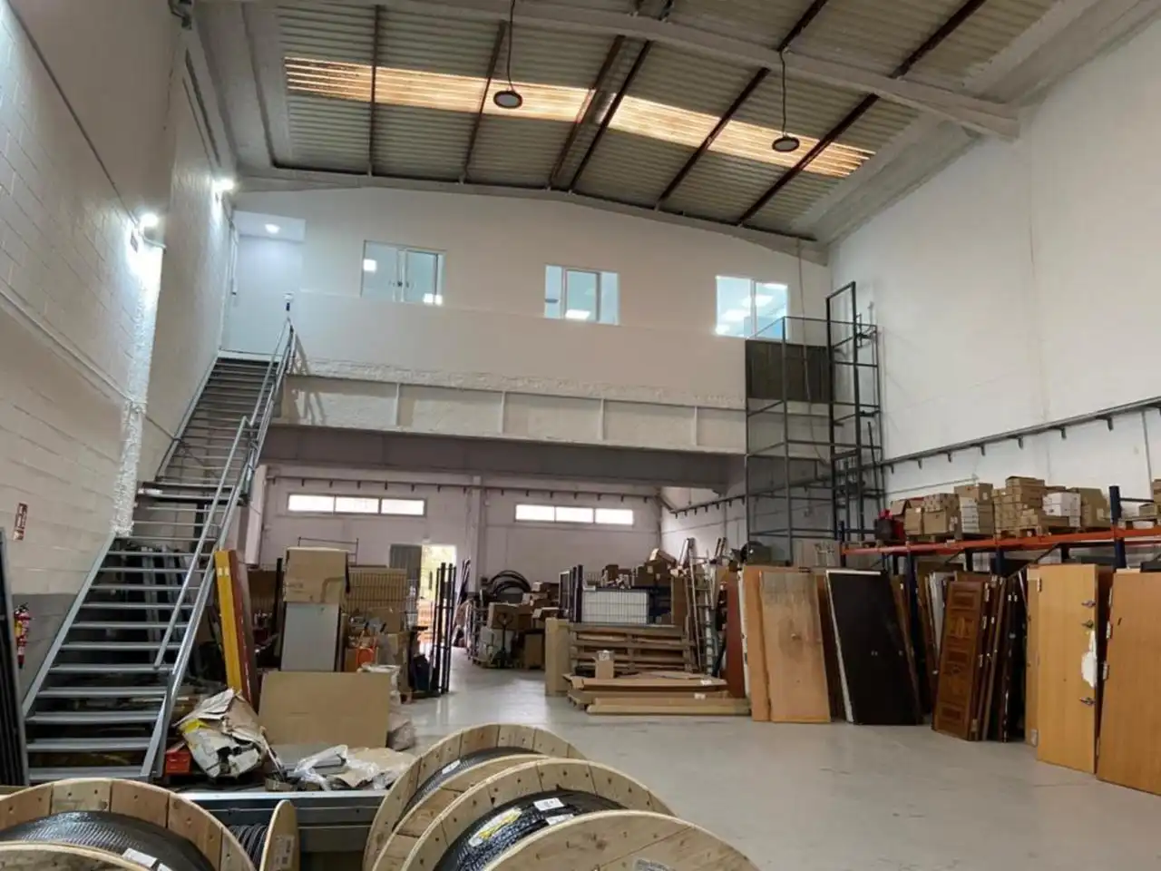 Nau industrial en venda a Mas Rampinyo - Montcada Nova - Carrerada