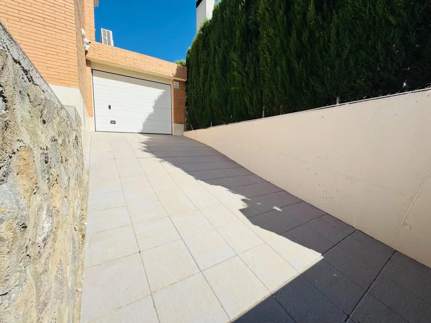 Aparcament de Casa o xalet de lloguer en Villa de Otura amb Aire condicionat, Calefacció i Jardí privat
