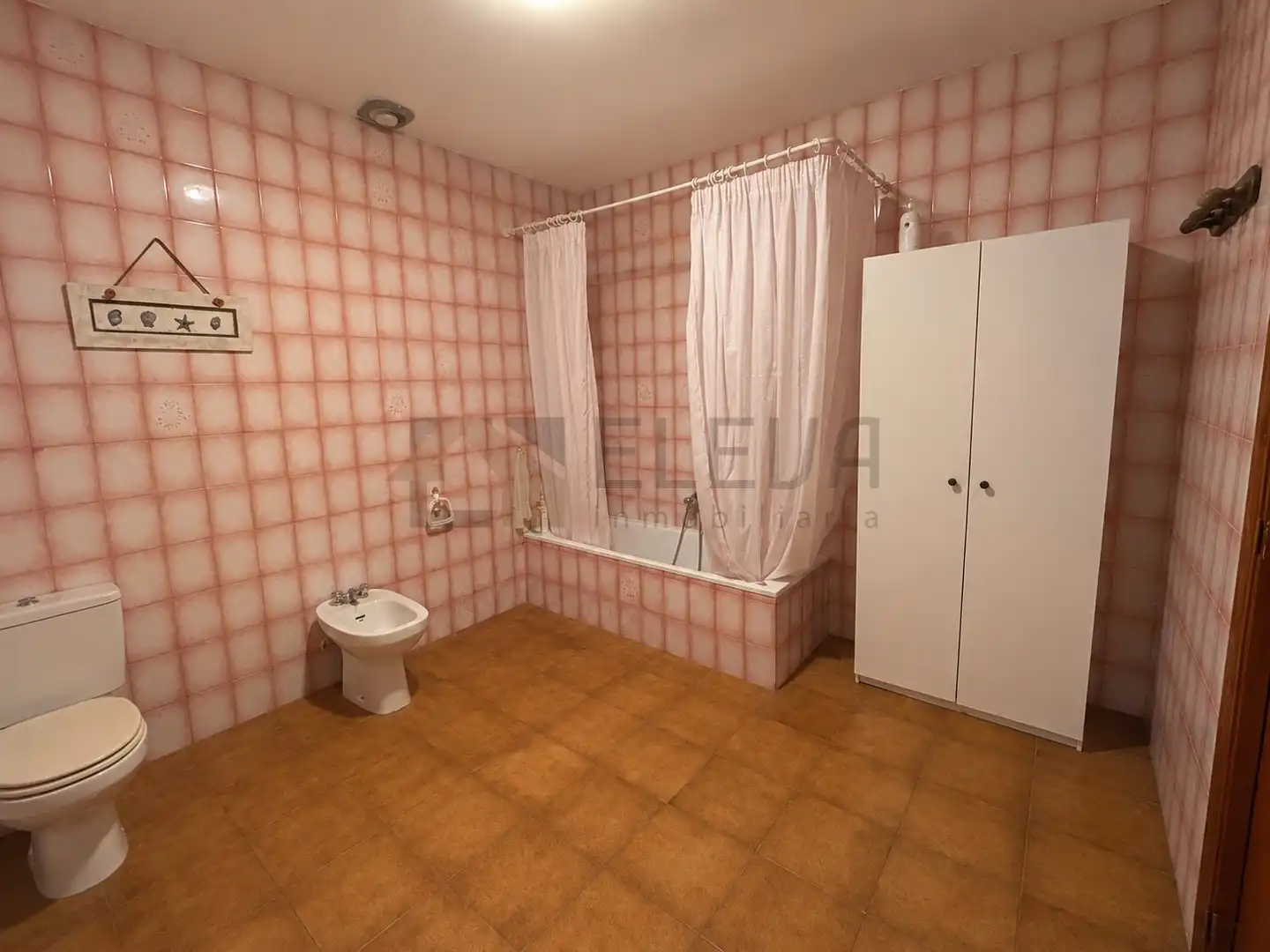 Bany de Casa o xalet en venda en La Roda