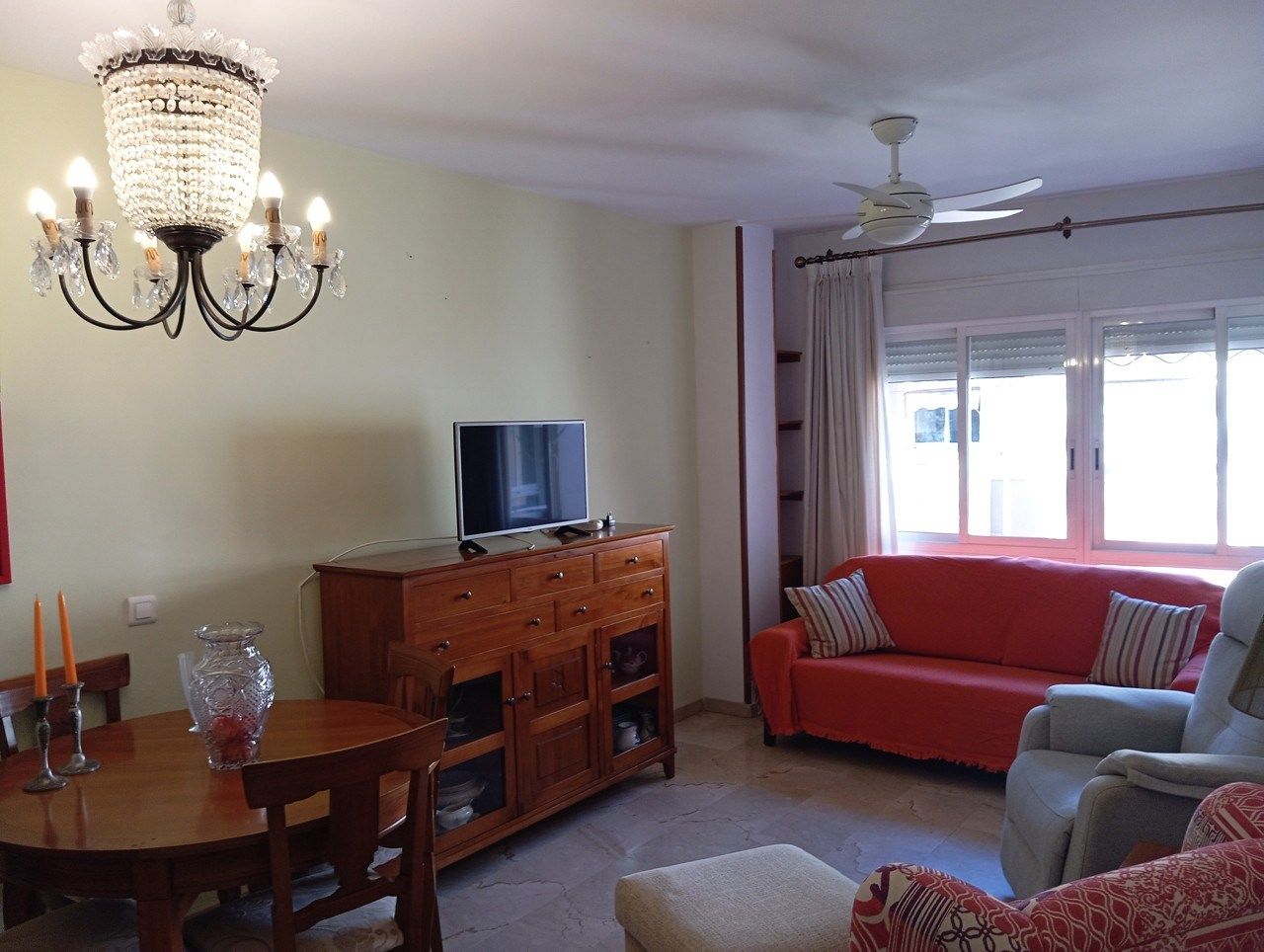 Living room of Flat for rent in Málaga Capital  with Air Conditioner and Storage room