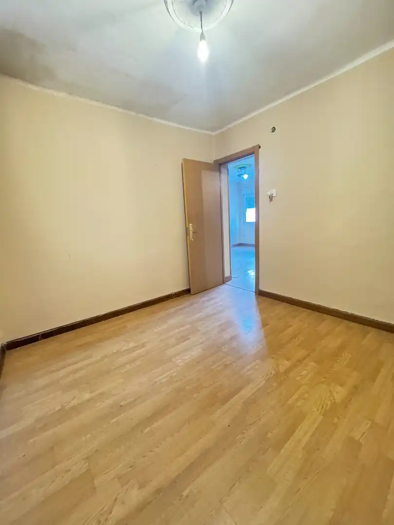 Flat with terrace for sale in Calle Fruela 15, imagen 17