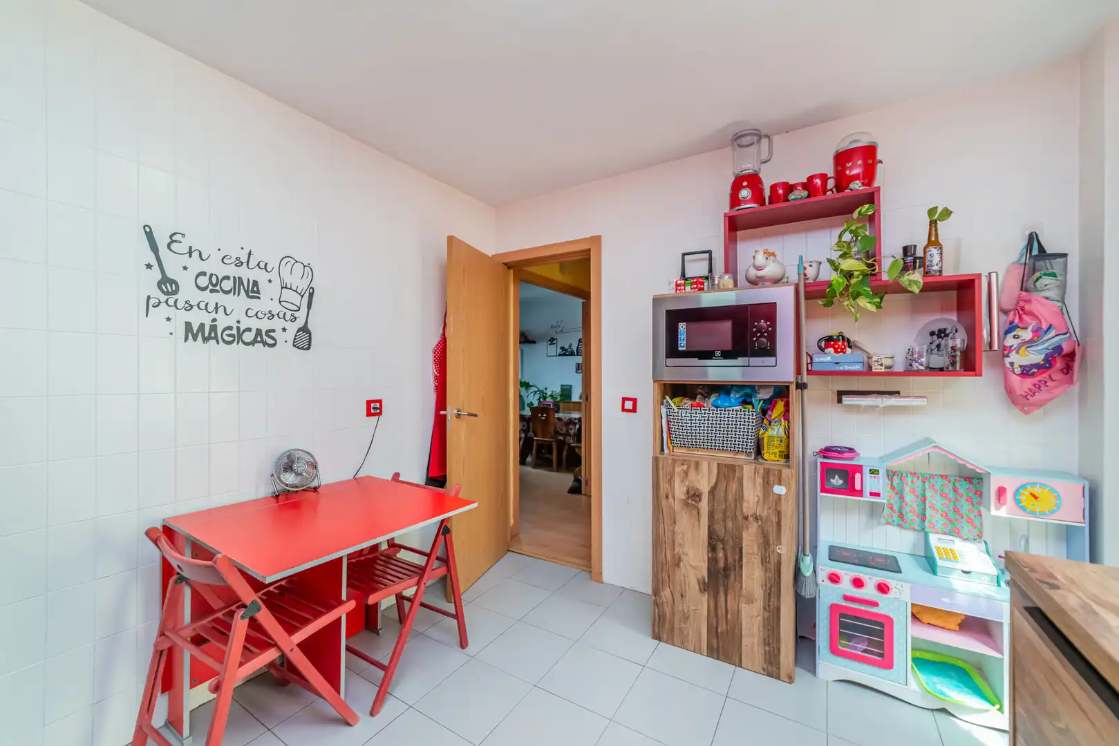 Cuina de Casa o xalet en venda en Rivas-Vaciamadrid amb Aire condicionat, Calefacció i Jardí privat