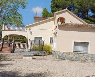 Vista exterior de Casa o xalet en venda en Gaianes amb Aire condicionat, Terrassa i Piscina