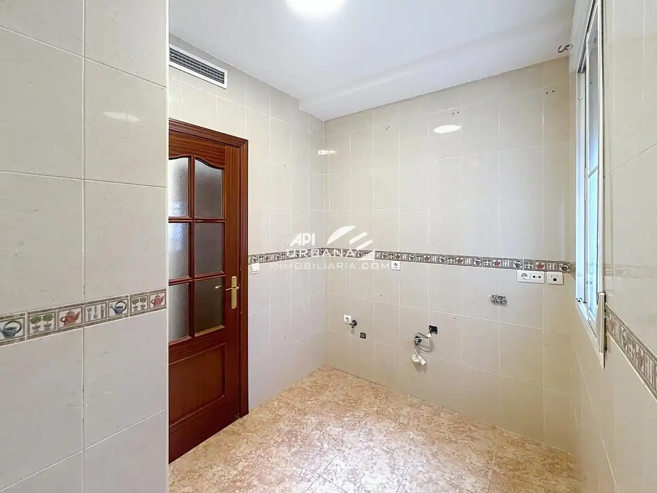 Badezimmer von Erdgeschoss zum Verkauf in Lucena
