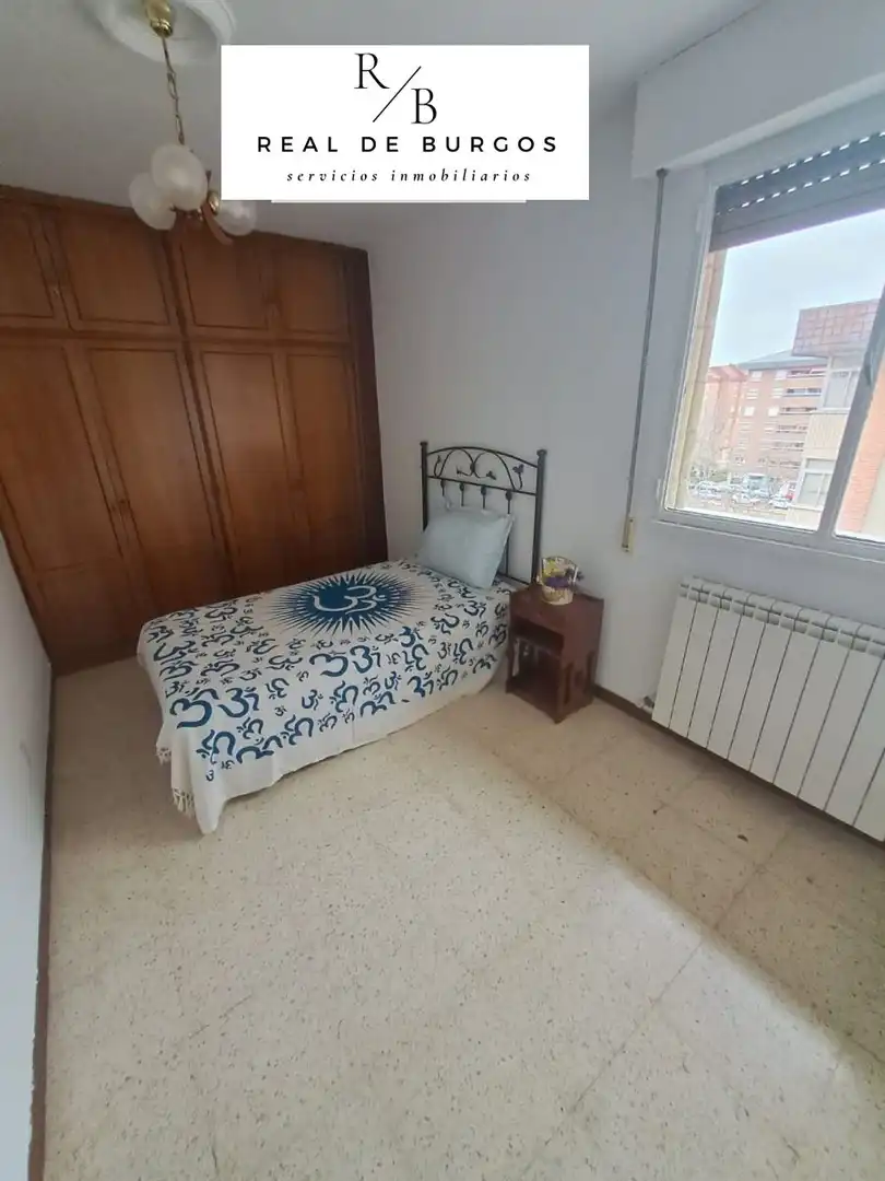 Habitación de Piso de alquiler en Valladolid con Calefacción, Terraza y Amueblado