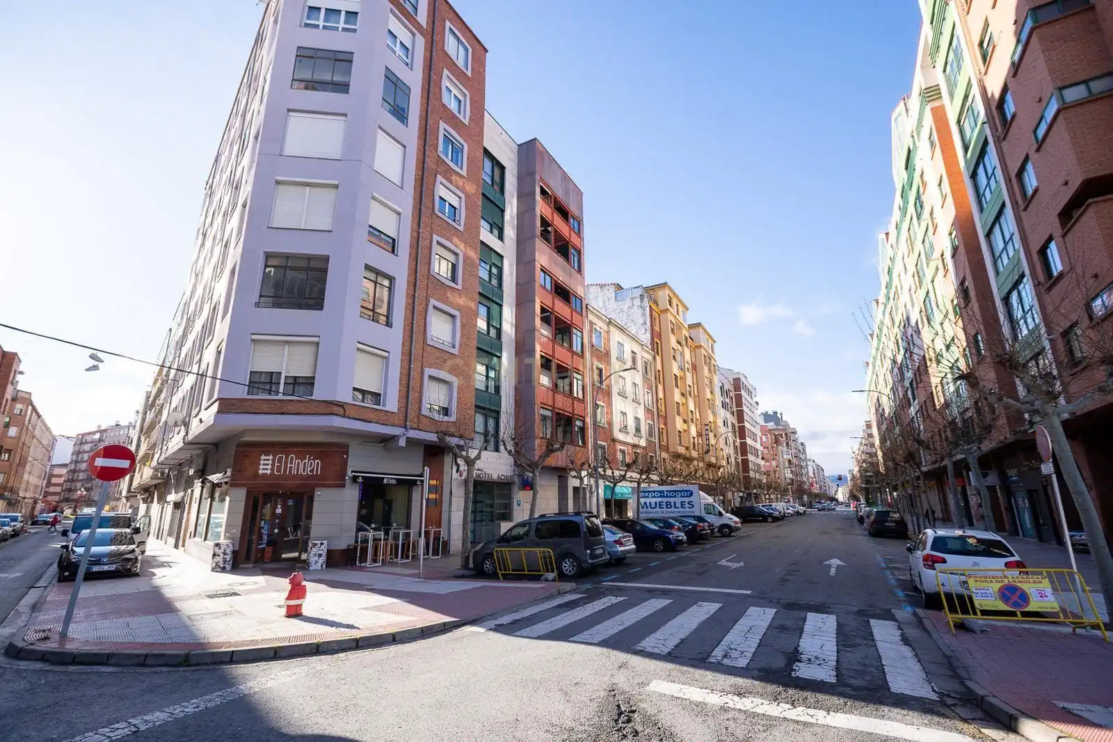 Vista exterior de Edificio en venta en Miranda de Ebro