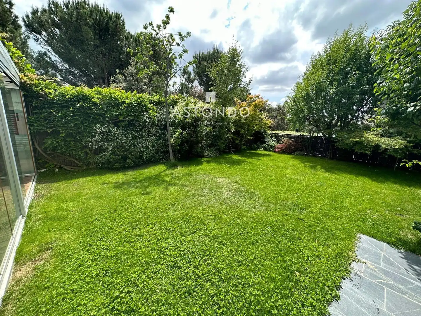 Jardí de Casa o xalet en venda en Boadilla del Monte amb Aire condicionat, Calefacció i Terrassa