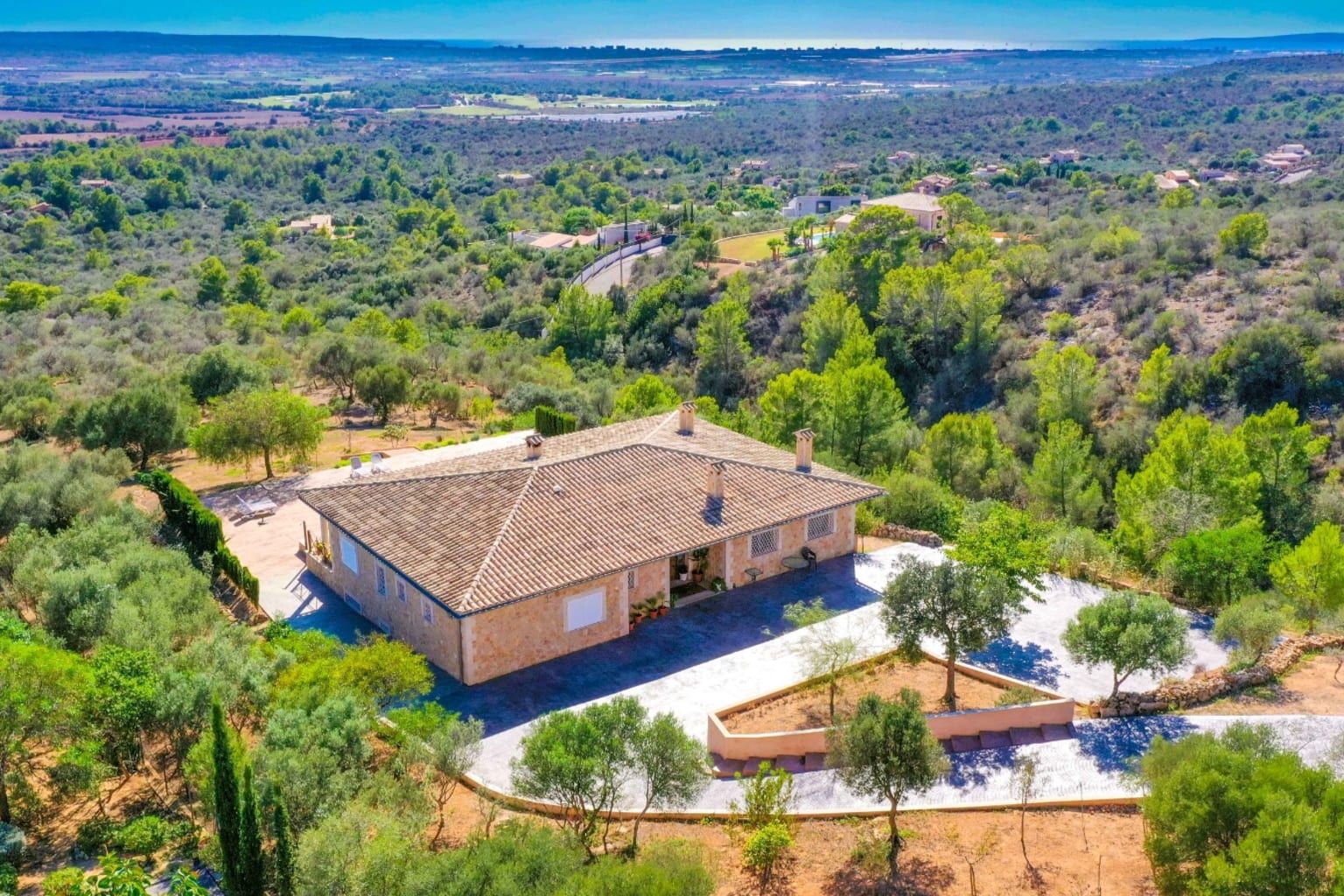 Vista exterior de Finca rústica en venda en  Palma de Mallorca amb Piscina i Moblat
