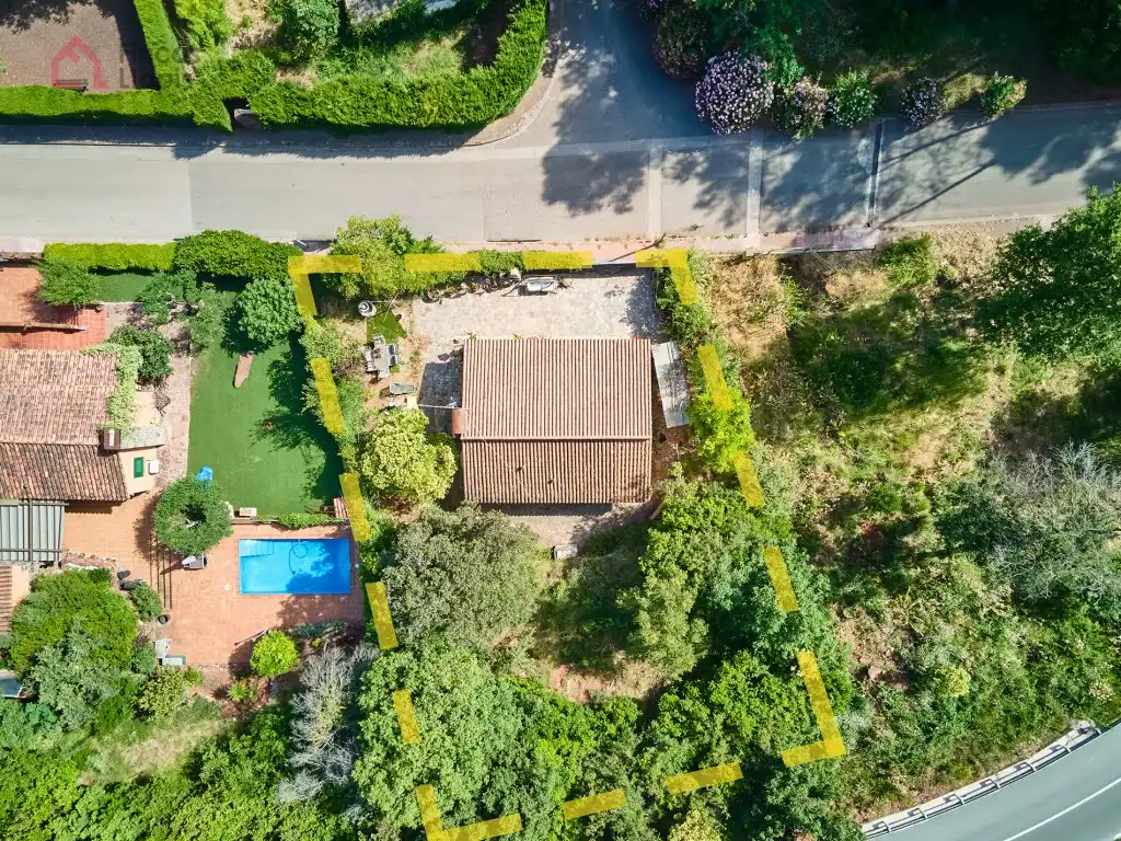 Vista exterior de Casa o xalet en venda en Corbera de Llobregat amb Aire condicionat, Calefacció i Jardí privat