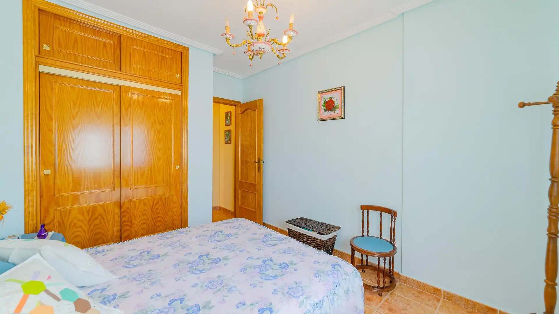 Dormitori de Casa o xalet en venda en Orihuela amb Jardí privat, Terrassa i Piscina