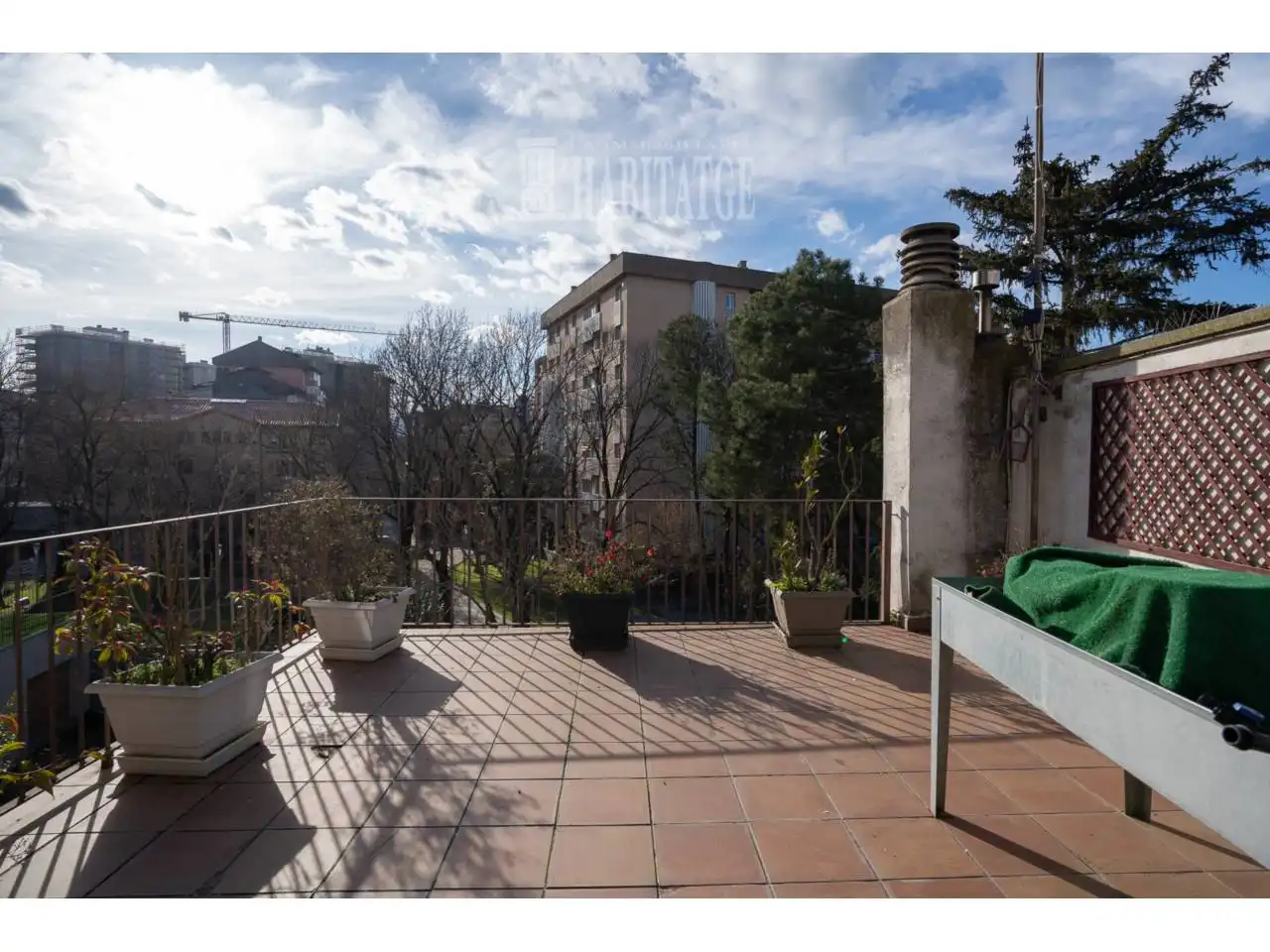 Terraza de Dúplex en venta en Vic con Calefacción, Terraza y Alarma