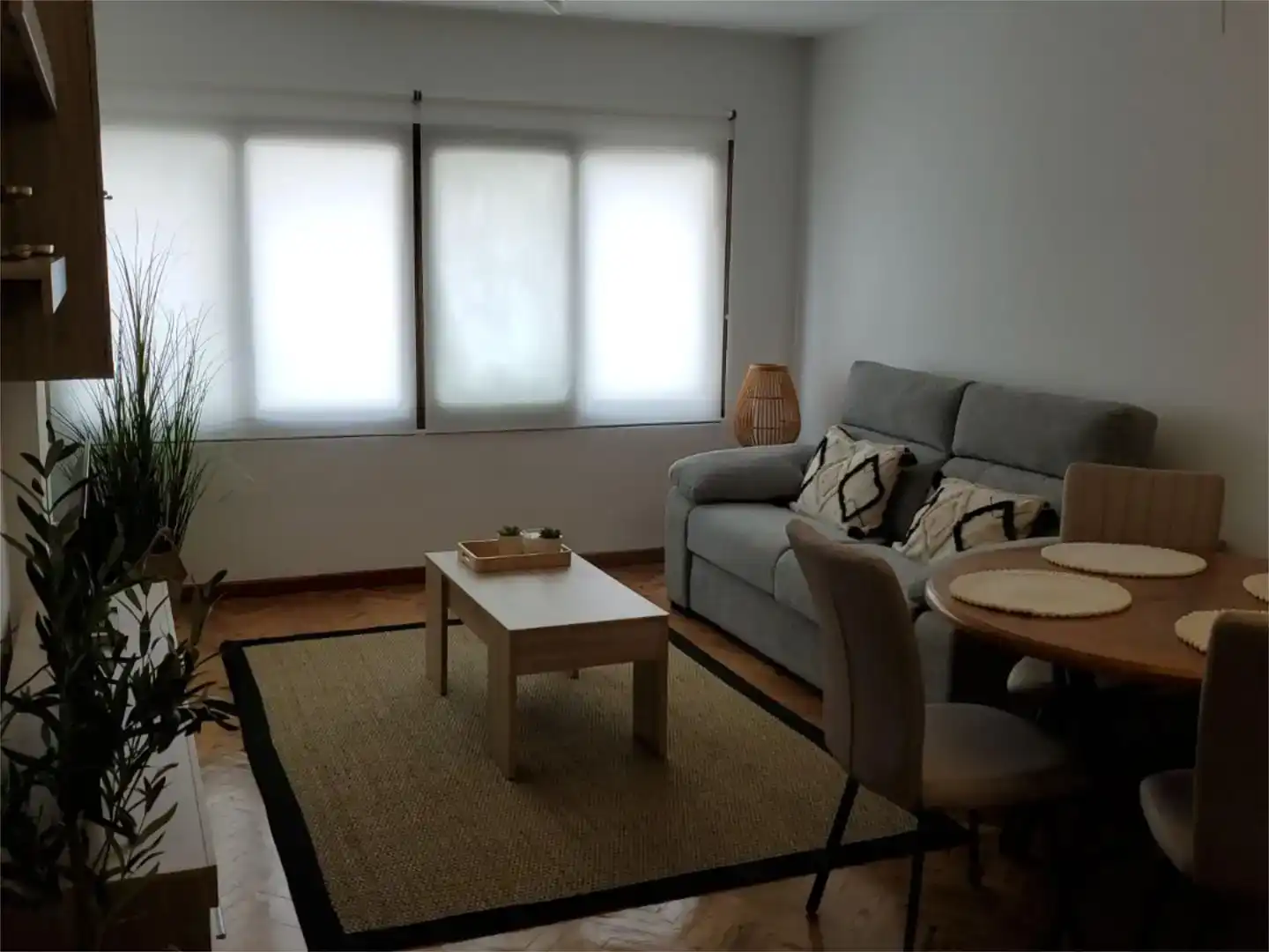 Wohnzimmer von Wohnung zur Miete in  Valencia Capital mit Klimaanlage