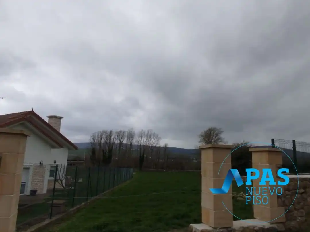 Residencial en venda en Valdáliga