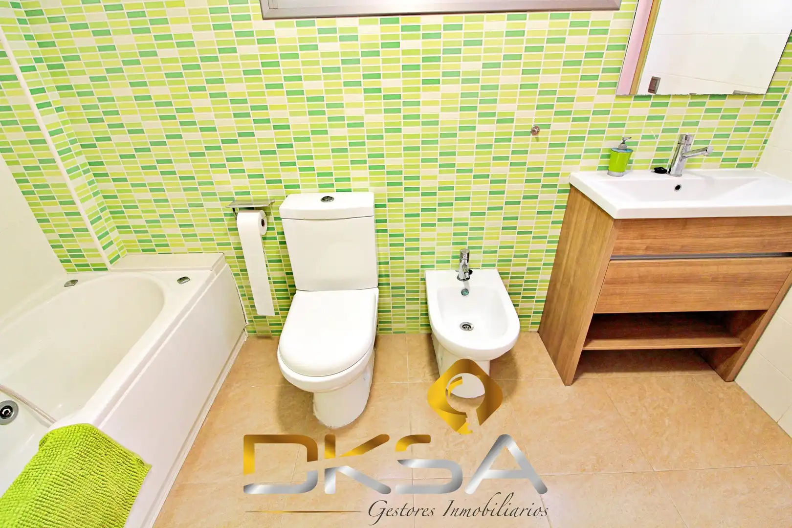 Bathroom of Flat for rent in Vila-real  with Air Conditioner and Heating