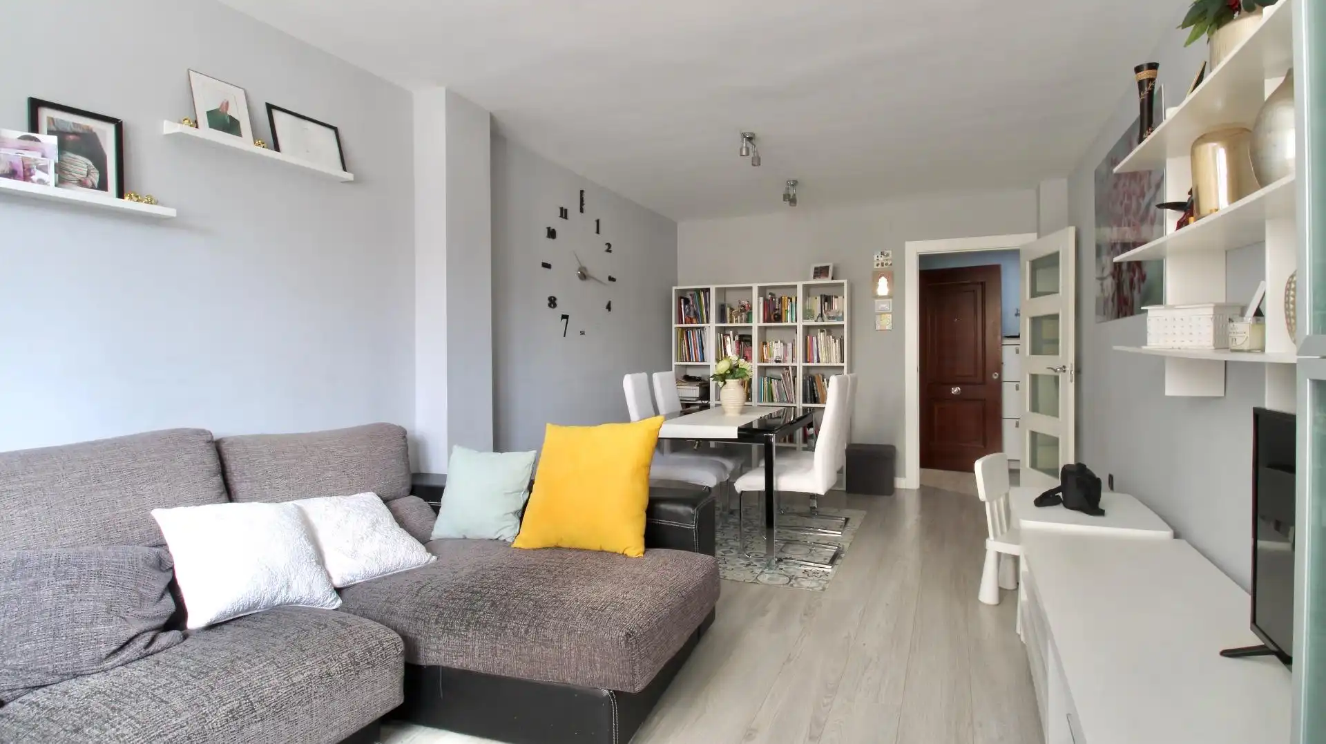 Living room of Ground floor for sale in Maracena  with Air Conditioner, Heating and Furnished