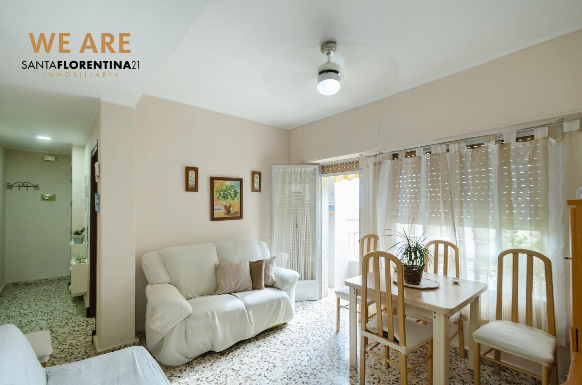 Flat for sale in Avenida PONIENTE - LOS NIETOS, Los Nietos