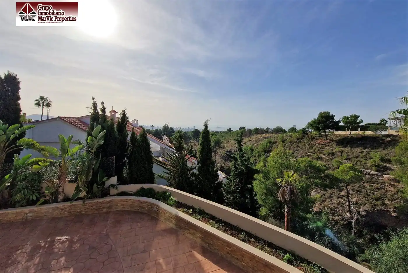 Terrassa de Casa o xalet en venda en La Nucia amb Aire condicionat, Calefacció i Jardí privat