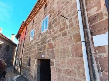 Casa rústica en venda a Calle Puebla 32